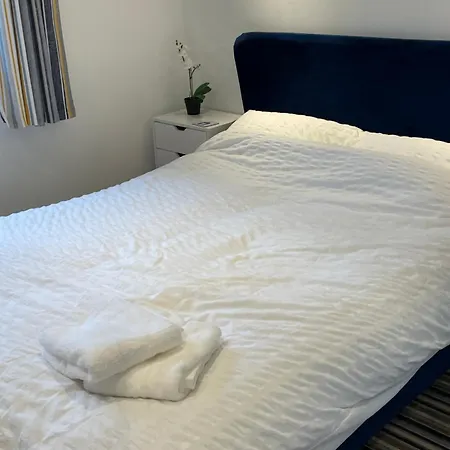 2 Bed 53