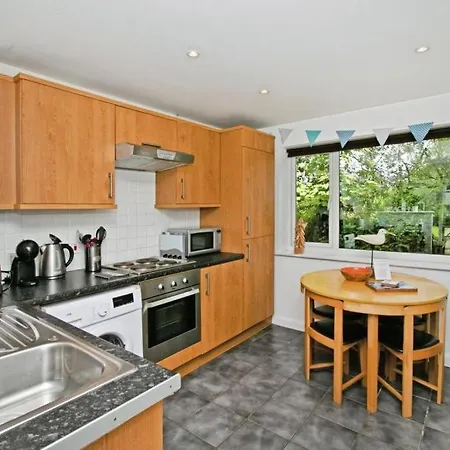 2 Bed 53 New Quay